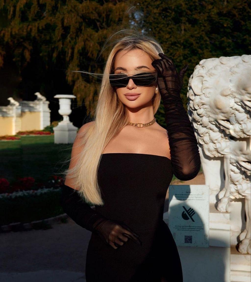 Юлия привлекальеная девушка из Салавата цена от 4000 руб