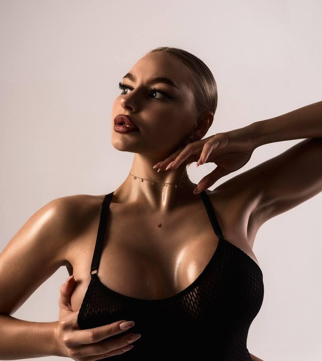 Лейла привлекальеная девушка из Салавата цена от 9000 руб